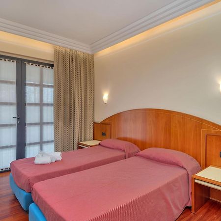 B&B Hotels Hotel Prestige Ornago Exterior foto