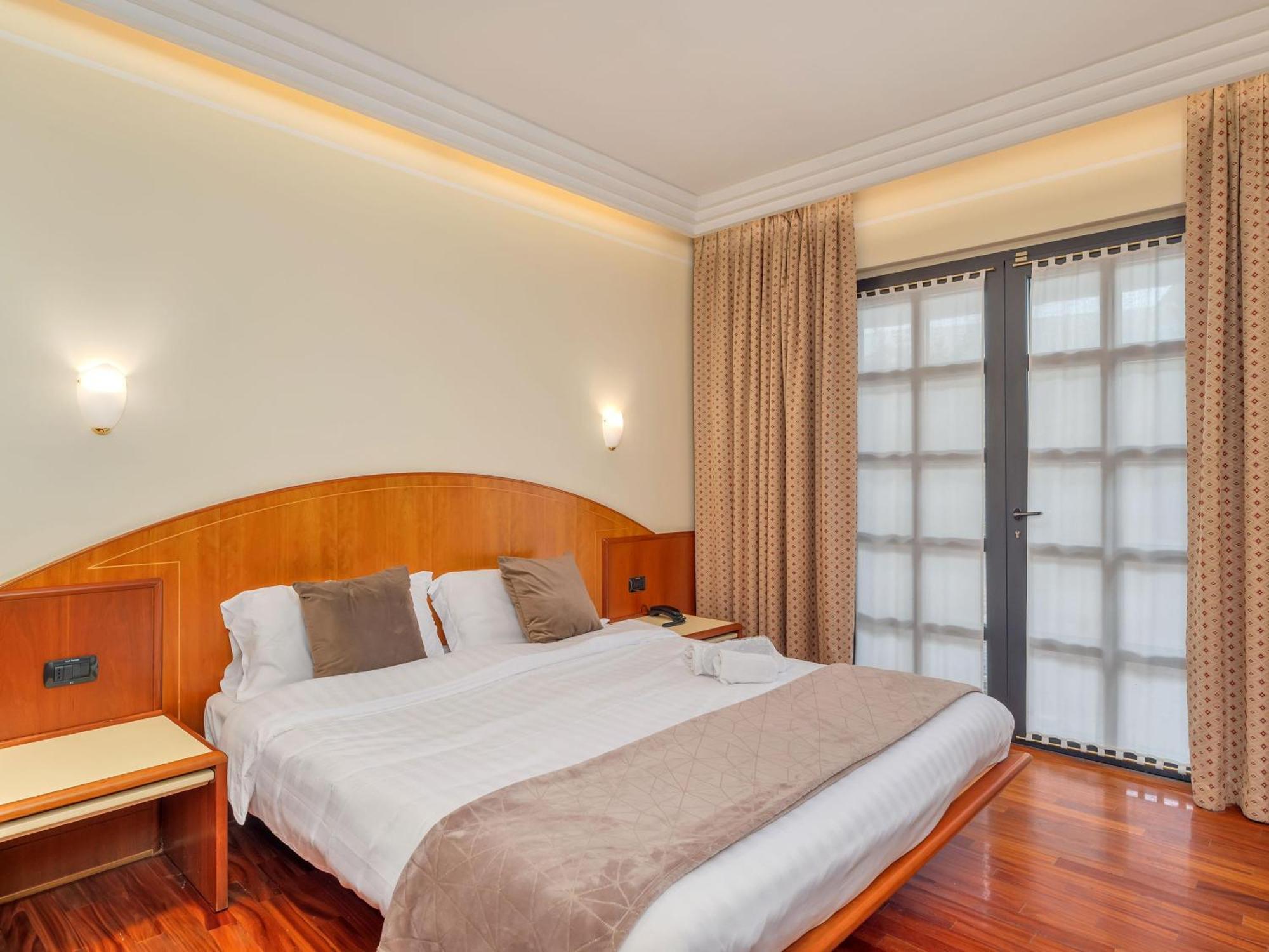 B&B Hotels Hotel Prestige Ornago Exterior foto